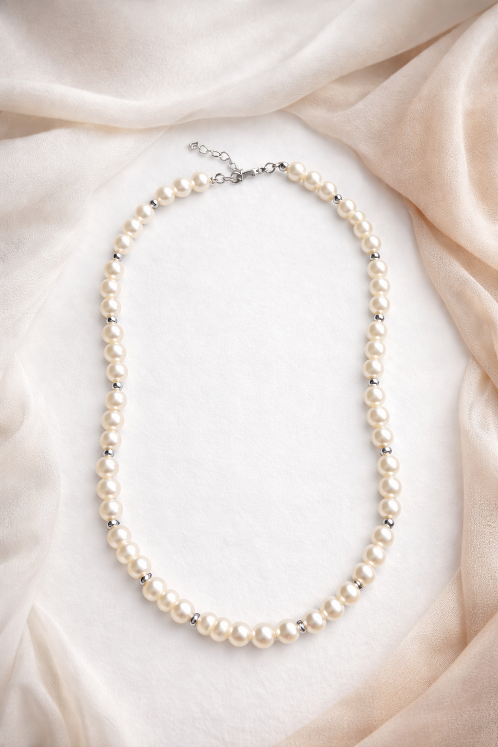 Elegant Imitation Pearl Necklace