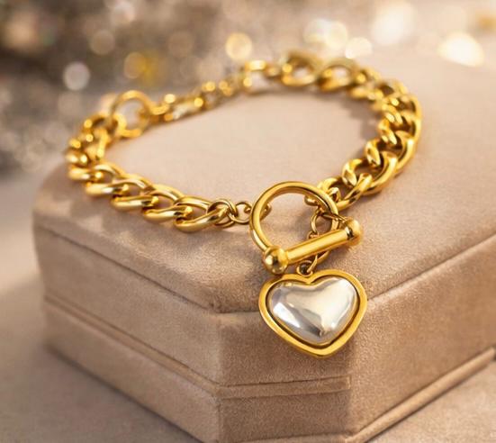 Luxe Heart Toggle Chain Bracelet