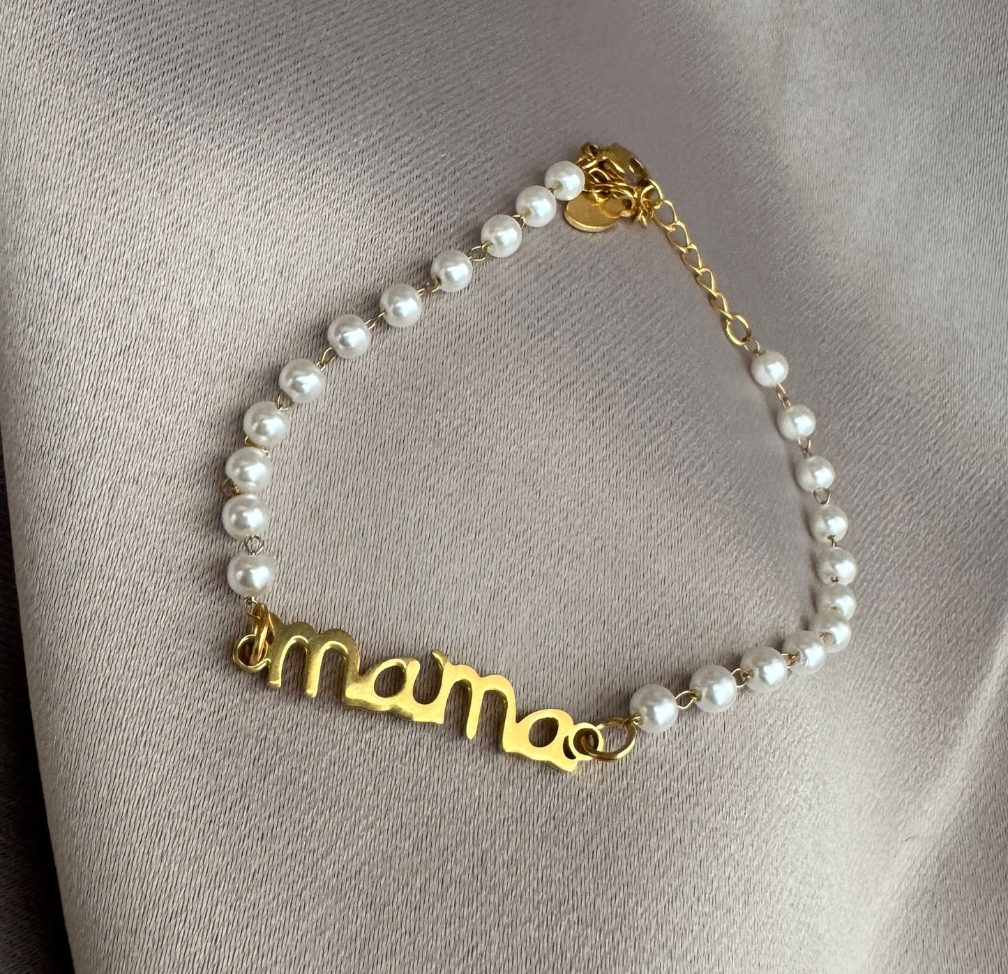 Mama Pearl Bracelet